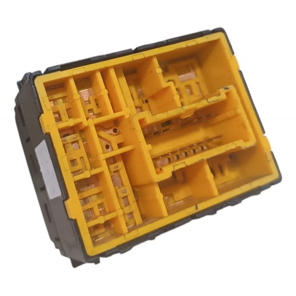 Botão Comando Regulagem Retrovisor Nissan March 2012 A 2016