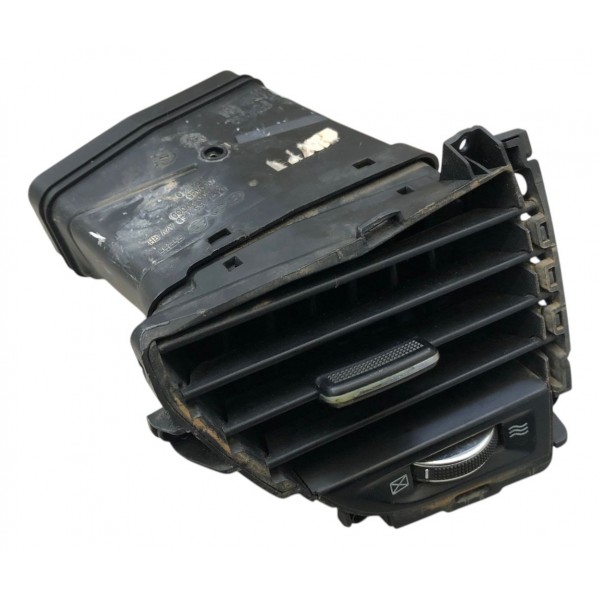 Difusor De Ar Lateral Direito Hyundai Veloster 2011 A 2014