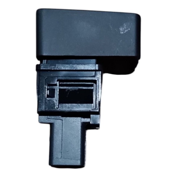 Botão Interruptor Pisca Alerta Nissan Tiida 2008 2009 A 2014