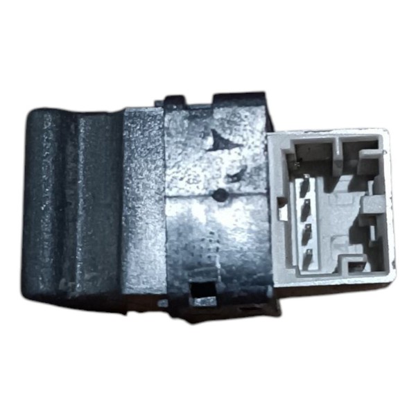 Botão Vidro Dianteiro Direito Vw Gol Voyage 2008 2009 A 2013