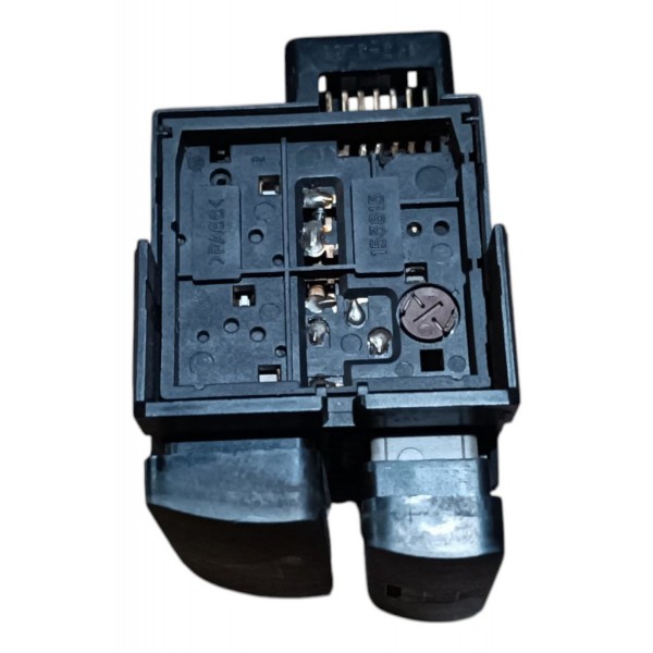 Botão Pisca Alerta Desembaçador Toyota Corolla 2003 A 2008