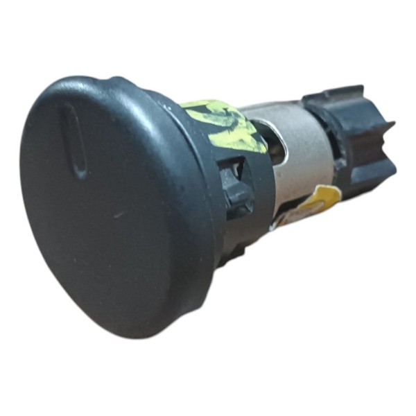 Tomada 12v Acendedor Cinzeiro Chevrolet Agile 2013 A 2019