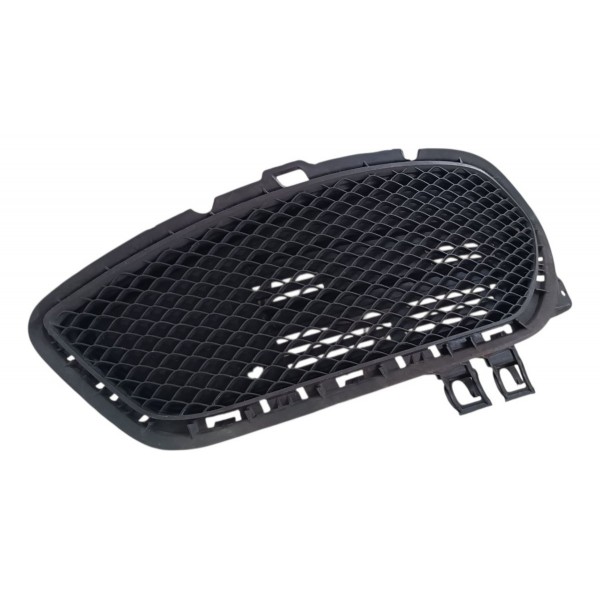 Grade Esquerda Parachoque Mercedes Cla250 2015 2016 2017 Preto Fosco