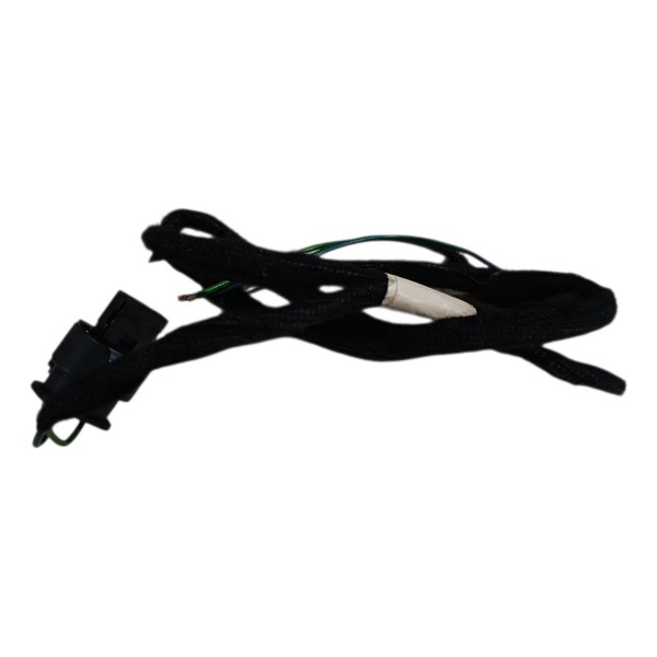 Plug Conector Chicote Motor Trava Portinhola C180 C200 2012