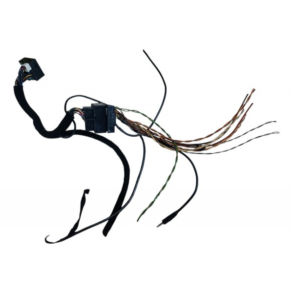 Plug Conector Chicote Aparelho Som Mercedes C180 C200 2012