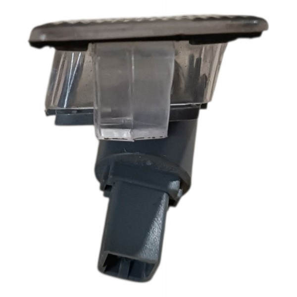 Lanterna Luz Placa Traseira Direita Kia Cerato 2017 2018