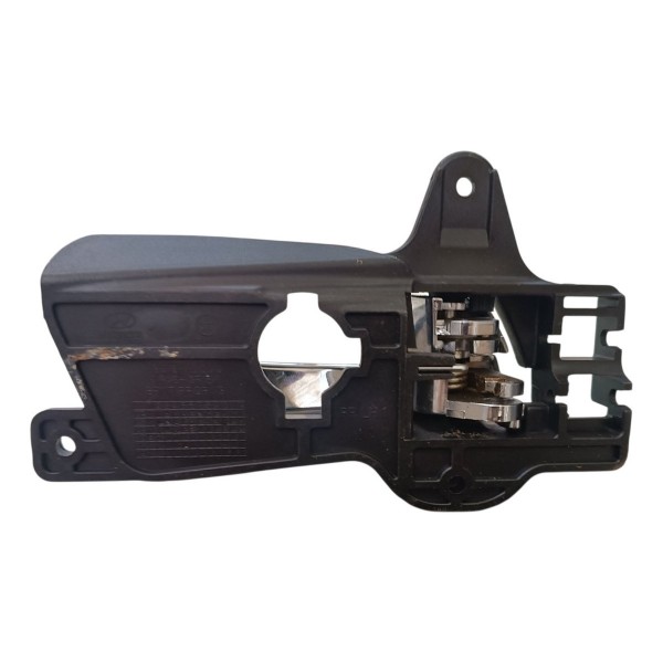 Maçaneta Interna Traseiro Esquerdo Hyundai I30 2009 A 2012 Cromado Traseira