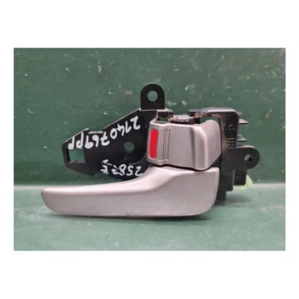 Maçaneta Inter Porta Diant Dir Mitsubishi Outlander Mn105360 Prateado Dianteira