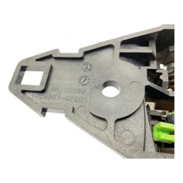 Maçaneta Inter Porta Diant Dir Mitsubishi Outlander Mn105360 Prateado Dianteira