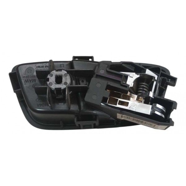 Macaneta Interna Traseira Esquerda Ford New Fiesta 2013 2014 Prateada Traseira