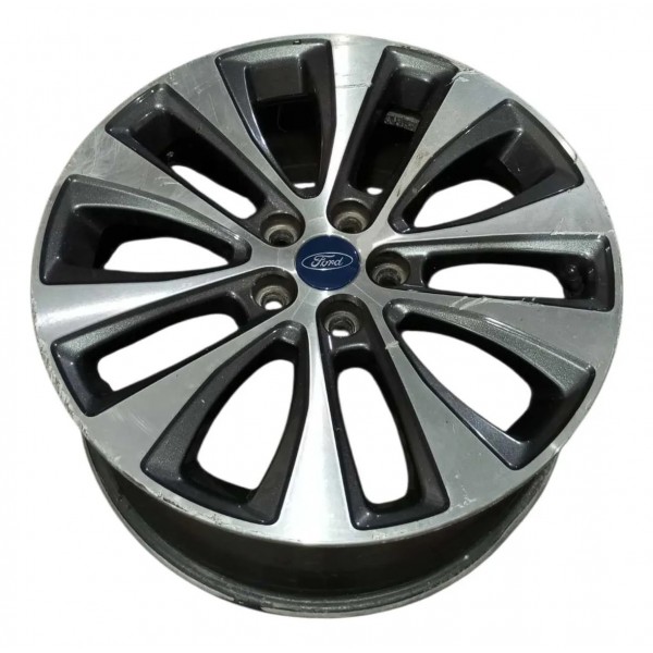 Roda R18 5x108 Ford Fusion Titanium Com Detalhes 2018 2019  Cinza