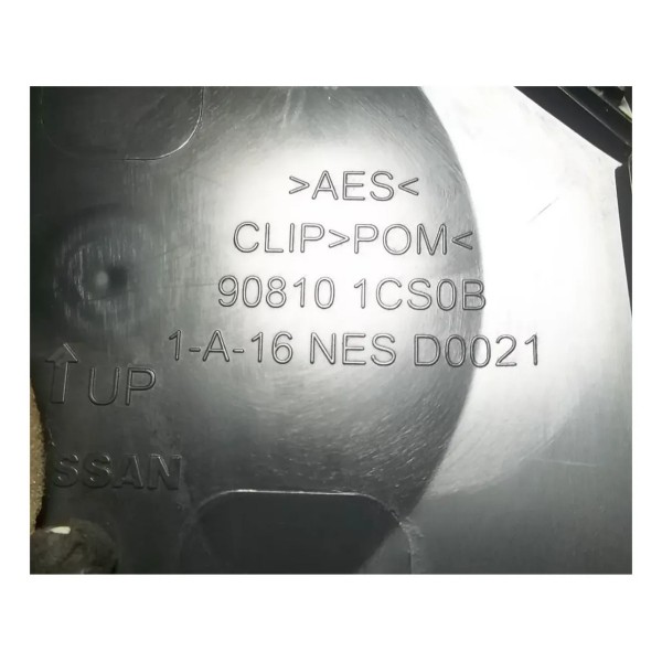 Emblema Tampa Traseira Nissan Livina 2009 2010 2011 12 2013 Preto