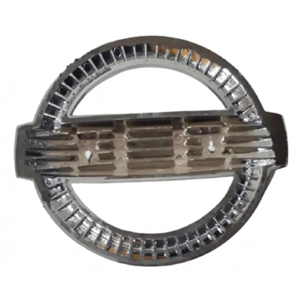 Emblema Dianteiro Nissan March 2013 2014 2015 2016 Prateado