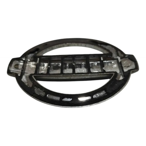 Emblema Traseiro Nissan Sentra 2.0 2011 2012 90890em40a Prateado