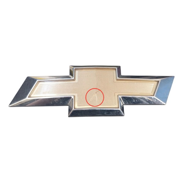 Emblema Chevrolet Dourado Traseiro Montana 2012 A 2016 Dourado