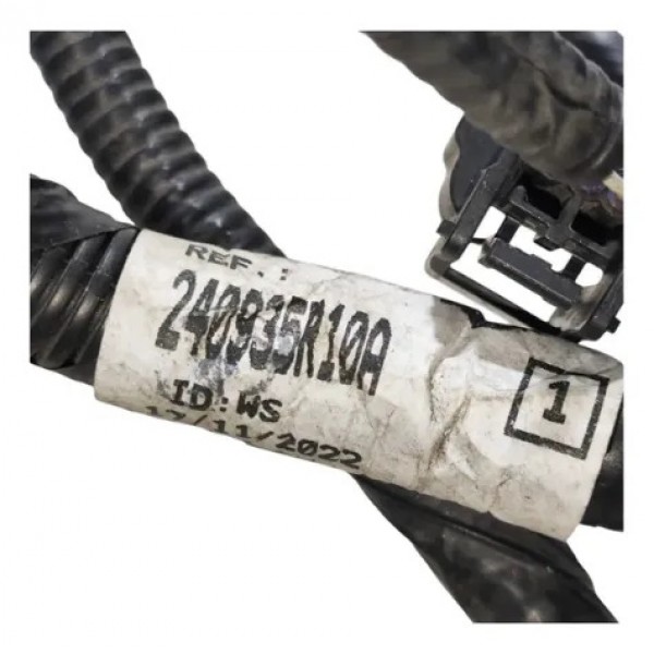 Sensores Estacionamento Nissan Kicks 2020 A 2021 Preto