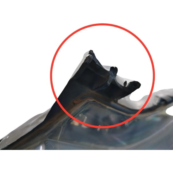Farol Direito Mobi C/ Mascara Ngra 2016 2017 A 2020 Detalhes Direito/passageiro