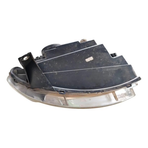 Farol Esquerdo Fiat Uno 2014 2015 2016 2017 2018 Detalhes Esquerdo/motorista