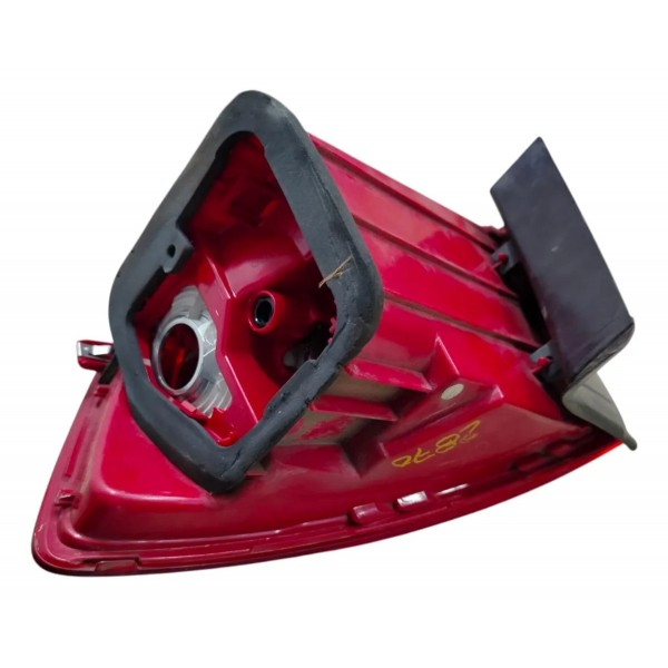 Lanterna Traseira Esquerdo Vw Jetta 2011 2012 2013 Detalhe Esquerdo/motorista Vermelho