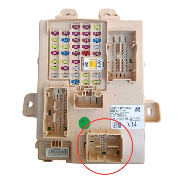 Plug Conector Caixa Fusiveis Hyundai Azera 3.0 2012 29 Fios