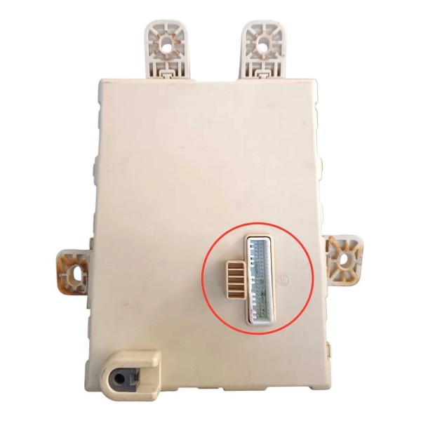 Plug Conector Caixa Fusiveis Hyundai Azera 3.0 2012 28 Fios
