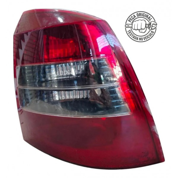 Lanterna Traseira Direita Astra Hatch 1999 2000 2001 Detalhe Direito/passageiro