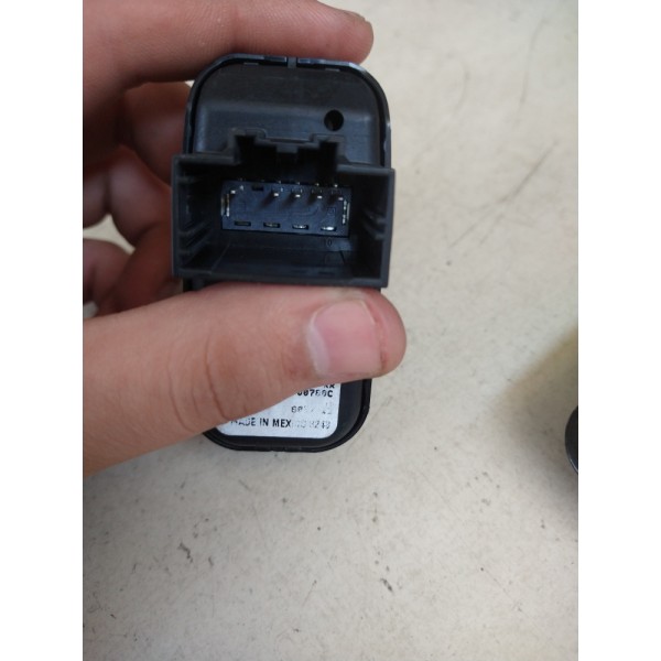 Interruptor Botão Vidro Traseiro Direito Equinox 2020 2021