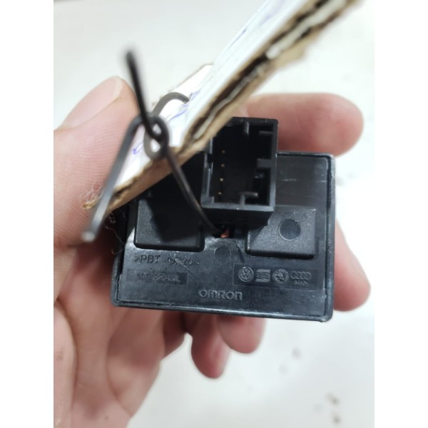 Botão Comando Vidro Esquerdo Saveiro G5 G6 2011 2012 A 2016