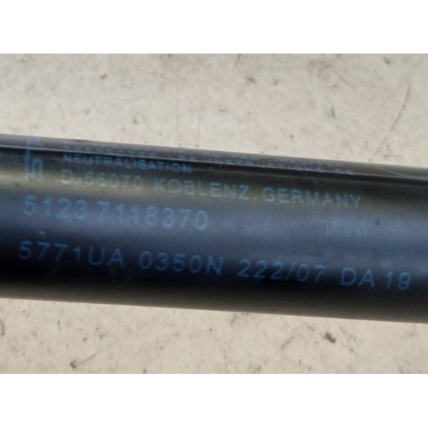 Amortecedor Porta Malas Bmw 120i 118i 2008 2009 2010 2011